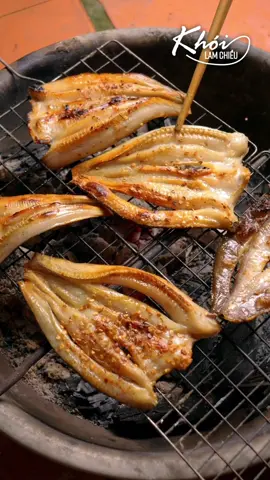 Khô cá lóc 3 nắng nhà Khói có nha. #khoilamchieu #yeuvietnam #tiktokvietnam #vietnamese #khocaloc 