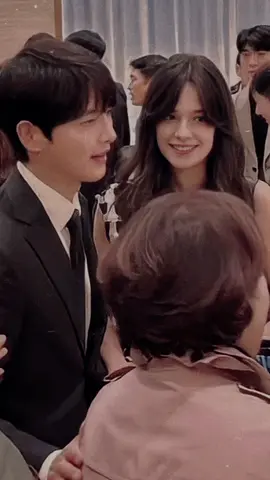Happy for both of you !❤️ Song Joong Ki and Katy #songjoongki #송중기 #kdrama #vincenzo #kpop #kmovie #koreanactor #fyp #fypシ゚viral #katylauisesaunders  #EkspresikanDenganCapCut #CapCut 