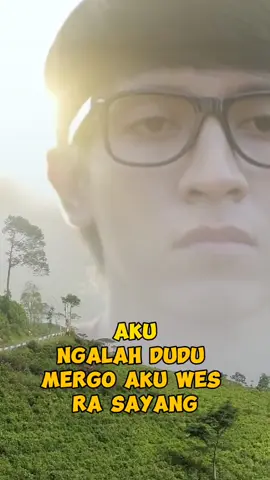 Mundur Alon Alon yang dipopulerkan oleh Ilux di tahun 2019 #fyp #fypシ #munduralonalon #ilux #lagubaper 