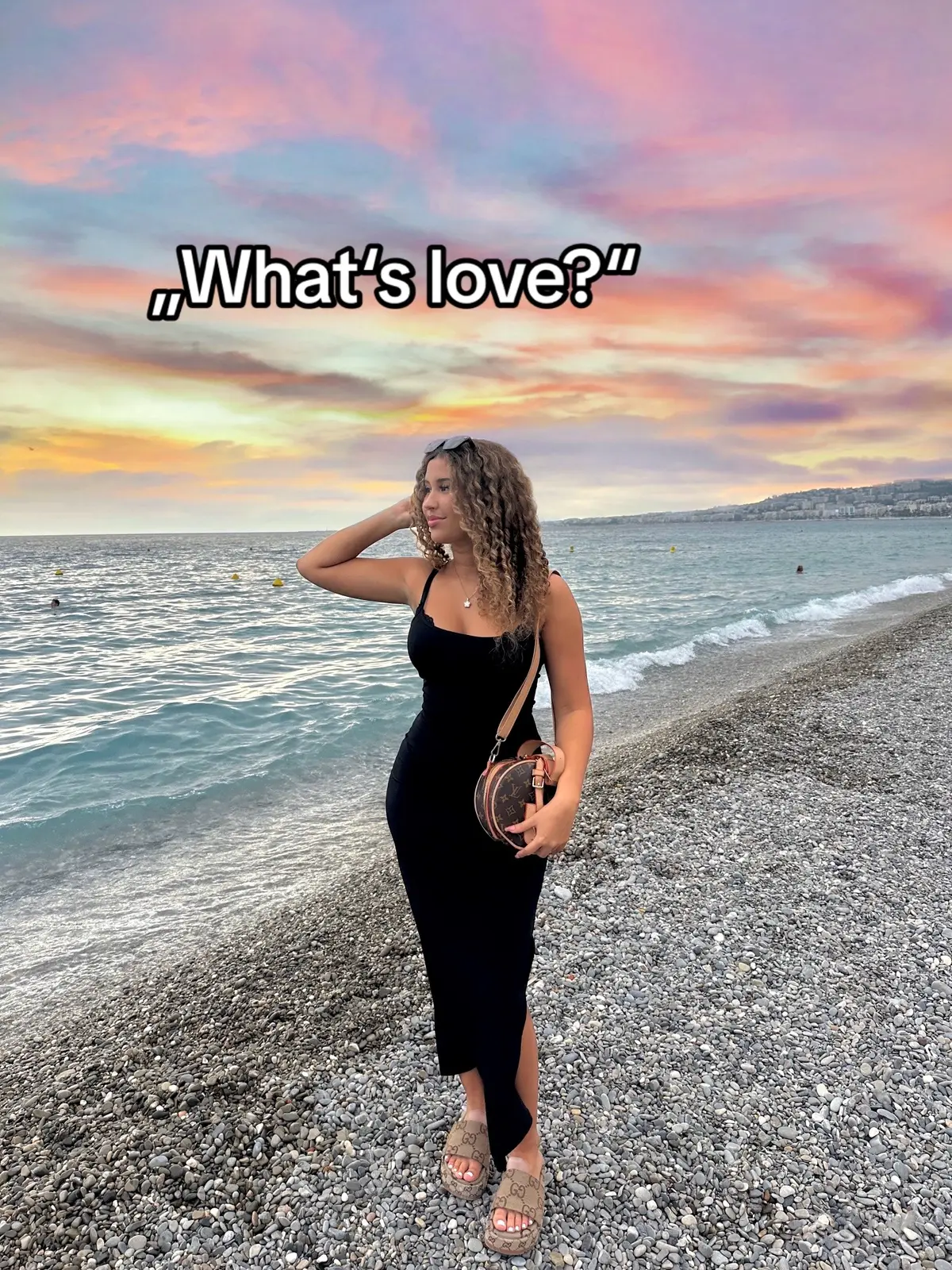 But i dont mean 40 year old guys#fyp #fypシ゚viral #tiktok #whatlove #viral #viralvideo #foryou 