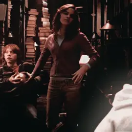 my girlfriends actually • scenes + huge ib @𝐄𝐁𝐎𝐍𝐘 ꕥ  • tags { #harrypotteredit #harrypotter #hermionegranger #hermionegrangeredit #ginnyweasley #ginnyweasleyedit }