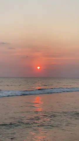 #fyppppppppppppppppppppppp #fyp #foryoupageofficiall #fypシ #fypシ #foryou #trend #sunset #sunsetbeach #caroutside 