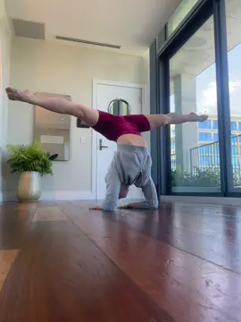 :)) #fypシ #flexibility #splits #flexiblegirl #stretching 