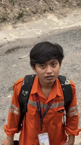 #CapCut kami butuh pekerjaan tapi tidak mau di rendahkan 🙂#operatortambang #operatorexca #operatorexcavator #seputartambangatubara #anaktambangkalimantan #anaktambangpunyacerita #anaktambangtiktok #anaktambangmeresahkan😂 #storytambang #masmastambangkesayangan #operatormuda #fyp #tambangjambi 