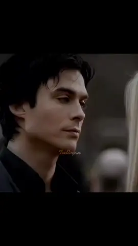 Tension >> #damonsalvatore #thevampirediaries #rebekahmikaelson #edits #tvdedits #viral #fyp #foryou 
