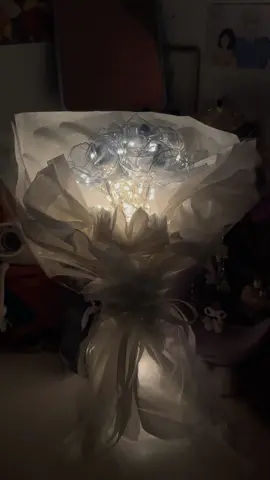Beautiful gift idea #fyp #flower #DIY #plasticflower #bouquet #giftideas 
