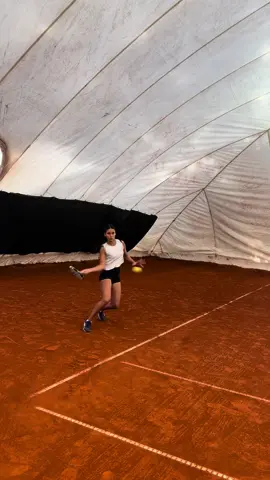 Indoor season 💪🏽🎾  #indoor #season #tennis #training #motivation #fyp #foryoupage 