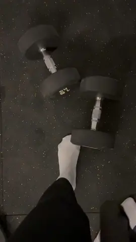 #CapCut #somalitiktok #muqdisho🇸🇴 #gym #foryoupage #fypシ゚viral #fypシ 