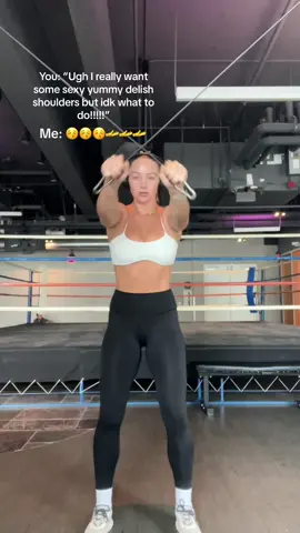 you want the deets?!!?? Check @Barebones Fitness  #shouldersworkout #FitTok #GymTok 