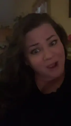 I cant with yall. #fatgirlfitcheck #peeksofpeaches #prettyeyes #thickthighssavelives #chubbyqueen #bodypositivity #funny 