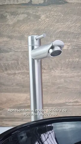 A funcionalidade encontra a beleza na sua pia. 💫 . #economiadeagua #Sustentabilidade #decoracao #tecnologia #designdeinteriores