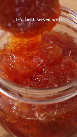 Honey pomelo tea💓To make*middle sized pomelo 1pc*multi crystal sugar 200g*water 100g*honey 250g🧂Rub the pomelo with salt, then wash it;⌚Boil the yellow pomelo skin (without the white part) for 5 minutes to remove the bitterness;🔥Heat and mix until the mixture gets a jam texture;🍯Let it cool 2-3 minutes, then add in the honey.💡Serve with warm water. It would be hard for the iced water to melt the honey pomelo.#easyrecipe#EasyRecipeng #homemade #tea #drink#pomelo #honey #yummy