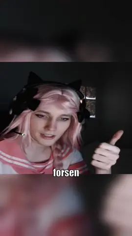 finnish femboy explains himself #velcuz #twitch #streamer #femboy #finland #computerscience #aware #forsen #twitchclips #pretty