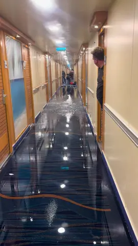 Our room flooded on carnival cruise radiance. Its been 4 hours and no one has came and spoke to us. Im so 😡 #carnivalcruise #flooded #nohelp 