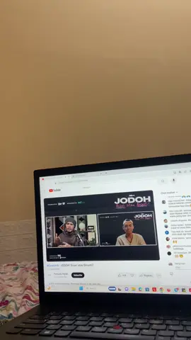 #KataUHA Jodoh : Dicari atau Dinanti Salah satu pesan yg dpt diambil dari kajian malam ini✨ Untuk perempuan, pantaskanlah diri kalian, Allah Akan atur perjalanan menuju pasangan kalian. Untuk laki-laki, belajar untuk mengambil tanggung jawab, karena laki2 tdk akan dipertemukan dengan pasangannya, klo dia belum mampu mengangkat beban. 