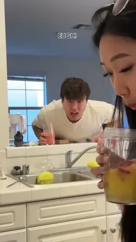 cutting vegetables with my teeth prank 😬 #couple #couplecomedy #prank