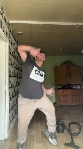 Chill ! #music #dance #somoriginal #foryou #chasseurdefantomes #jery #viral #tiktok 