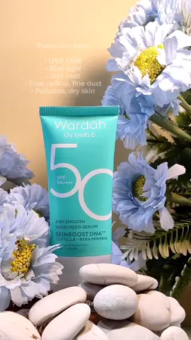 Sunscreen warna hijau pertama dgn tekstur airy smooth, cocok utk kulit berjerawat dan sensitif, ringan dan no whitecast, Wardah mmg juara 💞🥰 #sunscreen #wardah #fyp 