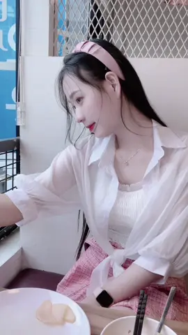 Đừng lừa dối em…. Em không còn gì để mất nữa đâu 😊