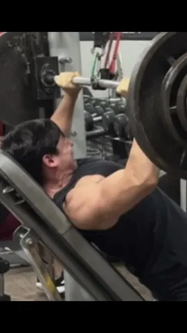 HAHAHAHHAHA UM BOM MALANDRO #GymTok #humormaromba #academia #treino 