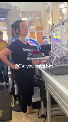 Ive never been stared at more 😭