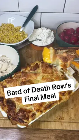 He could have been the next Shakespeare… Also peach pie is the new standard. 🍑🥧 #bard #deathrowmeals #halloween #fall #autumnvibes #spookyseason #recipesoftiktok #mealinspo 