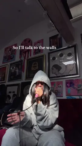 This song puts me in shambles 💔😭 @Jamie Miller #fyp #foryou #foryoupage #singing #singer #cover #viral #trending #coverchallenge #singingchallenge #soficamara #toronto #newmusic #music #tendy #trendingvideo #singersoftiktok 