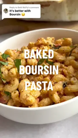 Replying to @Beth McFly Baked boursin pasta with tomatoes and butternut squash - my favourite baked pasta version yet! So good 👌 #bakedfetapasta #bakedboursinpasta #boursinpasta #boursincheese #bakedpasta #bakedpastawithcheese #pastatiktok #pastalover #vegetarianpasta #vegetariandinner