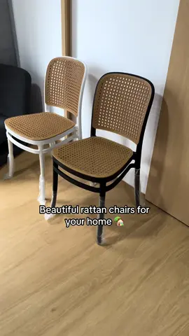 Beautiful rattan chairs that are light and comfortable! 🥰 
