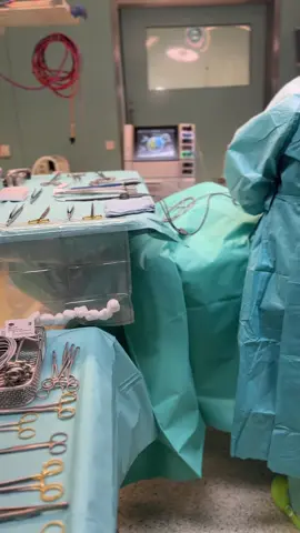 Abdominal Surgery - Laparotomy🫀 #ota #fyp #medicine #krankenhaus #scrubs #pflegeberuf #operation #surgery #or #operatingroom #scrubtech #nurse #operationstechnischeassistentin #fypシ #fyfyfyfy #viral #xyzbca 