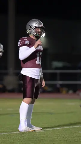 Jet Zak FNL Highlights  #football #edit #kassaa #cfl #cinematography #videography #beginnervideographer #ontario #canada #footballedit #footballtiktok #highschool #teen #teenagers #highschools #highschoolsports #highschoolsportsthings #Running #highschoolrunner #highschoolfootball #highschoolfootball🏈 