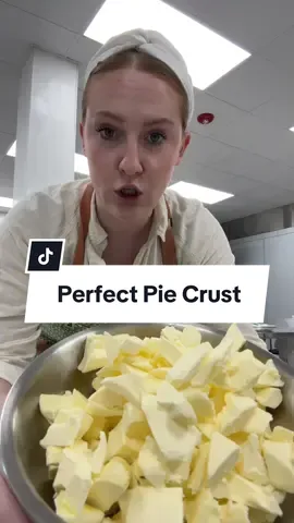 Start making those crusts and store them for the holidays! 🥧 Ingredients:  1 1/2 c (180g) flour 1/2 tsp salt 4 Tblspn (46g) shortening COLD  5 Tblspn (71g) unsalted butter COLD Ice water as needed *store flat and round in cling wrap, refridgerate for an hour before use or freeze for 30 min 🥧 #piecrust #baking #bakerytips #bakingtips #food #pie 