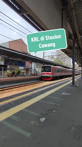 KRL Jakarta Kota di Stasiun Cawang #travel #kereta 