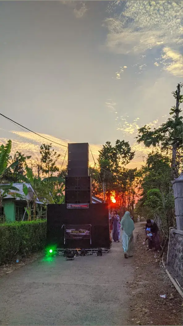 senjaku bersama Anggita🔊#horegjawatimur #soundjemberhoreq #soundbondowoso #soundsystemindonesia #soundviral #fyp #foryou 