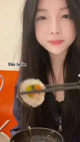 Hehe ăn để lấy sức bôi son 🥲 #pinkflashvn #beatnetwork 