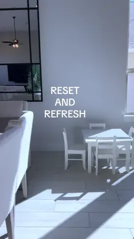 Reset and Refresh my clients beautiful home 🫧 #CleanTok #biweeklycleaning #cleaningmotivation #cleaningreset #cleaningvlog #refresh #asmr #asmrcleaning #clorox #softscruboxi #scrubdaddy #housecleanerlife #speedclean #bountypapertowels  @C O R  I  ᥫ᭡  @C O R  I  ᥫ᭡  @C O R  I  ᥫ᭡ 
