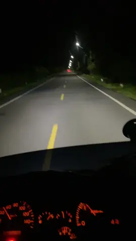 Đường về nhà mà sao vắng quá #TikTokFashion #LearnOnTikTok #xuhuongtiktok #tiktok #xetai #hino500 #đêmlangthang #đờitaixế 