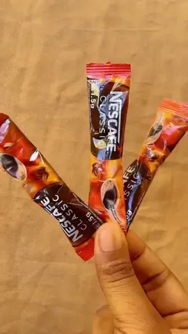 Astuces pour un gommage de corps clarifiant##astuce##zeynalaprincesse##nescafe##gommageclarifiant