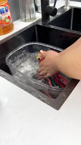 Knife and chopsticks storage box#fypシ#goodthingtoshare#homegadgets#kitchentools#storagebox#satisfying#tiktokviral 