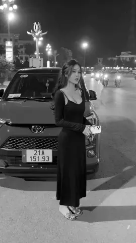 Nước sôi 100độ rót ra ngoài còn có thể nguội huống chi lòng người chỉ có 37 độ... Tình cảm ở kiếp nhân sinh là vô thường nhất. Nghe đấy, biết đấy, nhưng đừng đặt hết cuộc đời mình vào đấy 😊