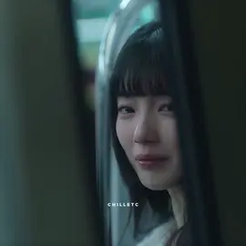 They broke up and she's waiting for him to come, but he didn't😭 #doona #baesuzy #yangsejong 