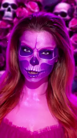 spooky spooky skeleton 💀🌸 #makeup #halloween #halloween2023 #tiktoksalon 