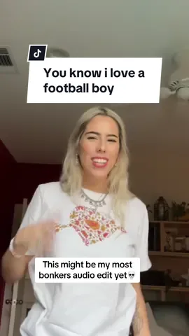 YOU KNOW I LOVE A FOOTBALL BOY❤️‍🔥 #audioedit #swifttok #swiftie #taylorswift #chiefs #taylorswiftedit #unhinged #funny #nfl #football #fyp #fypシ #fypシ゚viral #fypage #londonboy 