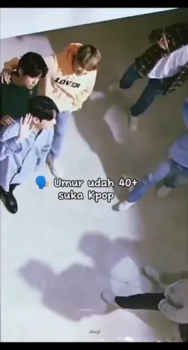 Membalas @nararyanizam versi 40+ keep happy army 😘💜 #bts #bangtan #army #moodbooster #keephappy #stayhealty