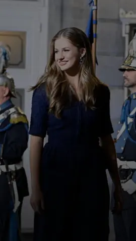 so very beautiful❤😍🇪🇸 #leonor #leonordeborbon #leonor_family👑 #princessleonorofspain #españa #princessleonor #spain #update #new #newupdate #fyp #4u #CapCut 