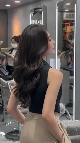 Dành cho các cô gái yêu mái tóc dài…🫶🏻 #uonxoanloi #trendy #thuHanoi #khuongminhhair #hair #dcgr 🍂🍂