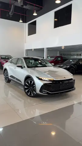 #d7oom4cars #carsoftiktok  تويوتا كراون ماجيستا 2023  سعرها حدود ٢٢٠ الف 
