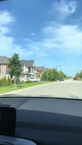 Kanada evleri çok güzel ✨#kanada🇨🇦 #kanadadayaşam #toronto 