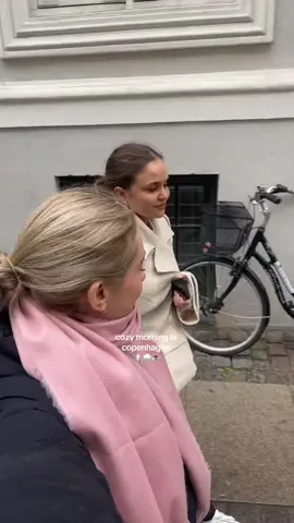 a cozy morning in copenhagen 🕯️🌧️☕️ brunch, shopping & exploring the city #copenhagen #Vlog #vlogsbyanna #copenhagenstyle 
