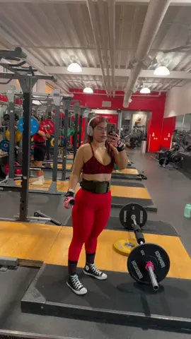 Toning this body and building for  sure after -113 lbs weightloss 🤍 #fyp #vsgcommunity #vsgjourney #vsglife #vsgsupport #vsgweightloss #lifeaftervsg #vsg #gastricsleeve #gastricsleevesurgery #gastricsleevejourney #gastricsleevecommunity #bariatricsurgery #bariatrica #bariatriccommunity #bariatricbabe #bariatricbabes #wlsjourney #wlscommunity #wlssupport #wlssurgery #mangagastrica🦋🙏🦋 #mangagastrica🥰 #parati #weightlosscheck #weightlifting #gymmotivation 